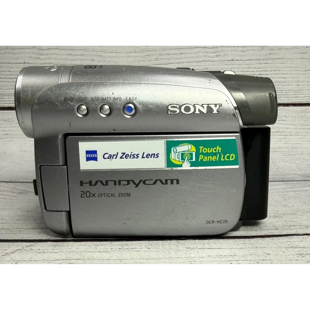 Sony Handycam DCR-HC28 Digital Video Camera Carl‎ Zeiss 20x For Parts or Repair